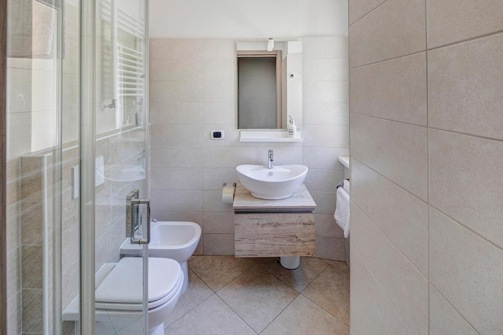 Apartamento Le Bicocche Di Joyce - Luxury And Parking Nearby Trieste Exterior foto