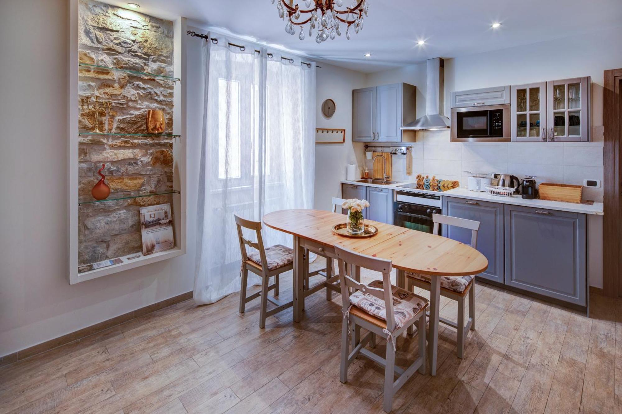 Apartamento Le Bicocche Di Joyce - Luxury And Parking Nearby Trieste Exterior foto
