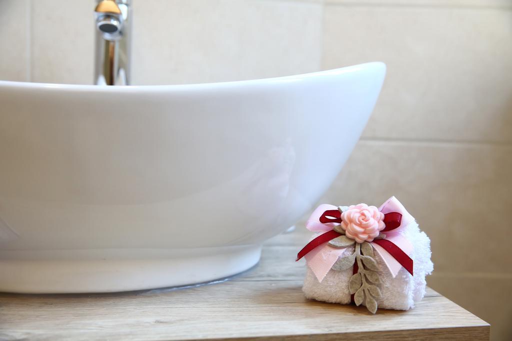 Apartamento Le Bicocche Di Joyce - Luxury And Parking Nearby Trieste Exterior foto